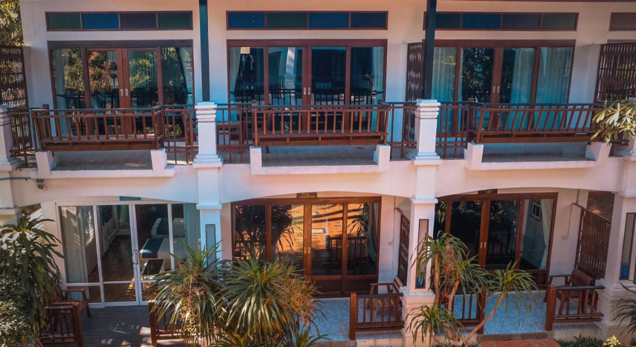 Vijit Nakorn Hotel Sisaket Экстерьер фото