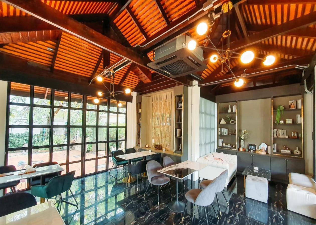 Vijit Nakorn Hotel Sisaket Экстерьер фото