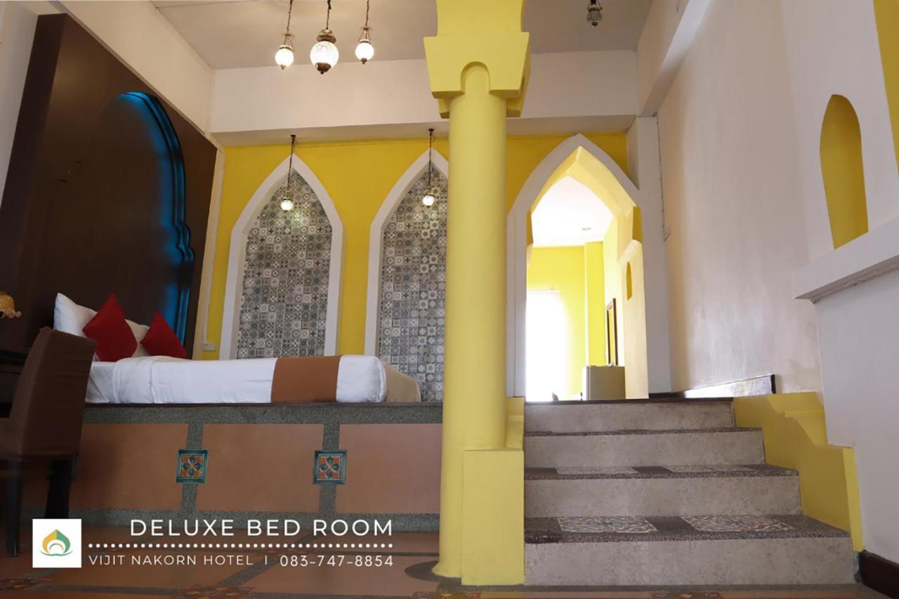 Vijit Nakorn Hotel Sisaket Номер фото