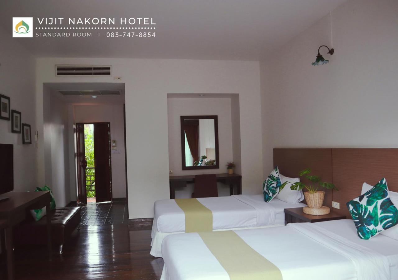 Vijit Nakorn Hotel Sisaket Номер фото