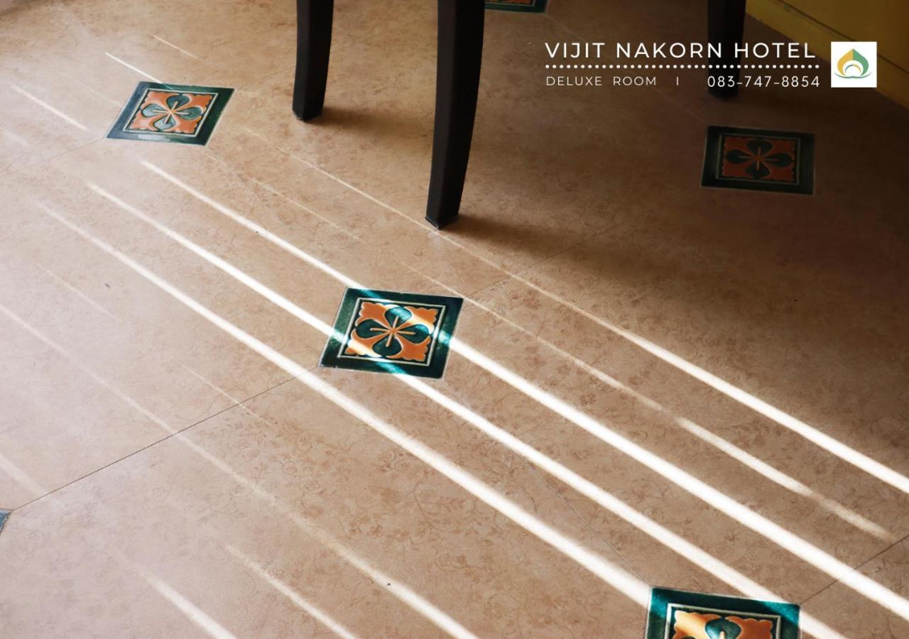Vijit Nakorn Hotel Sisaket Номер фото