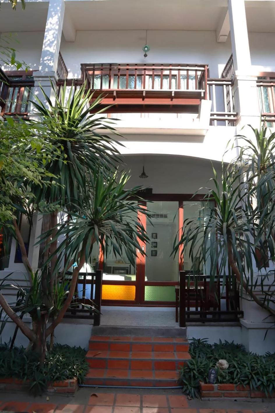 Vijit Nakorn Hotel Sisaket Номер фото